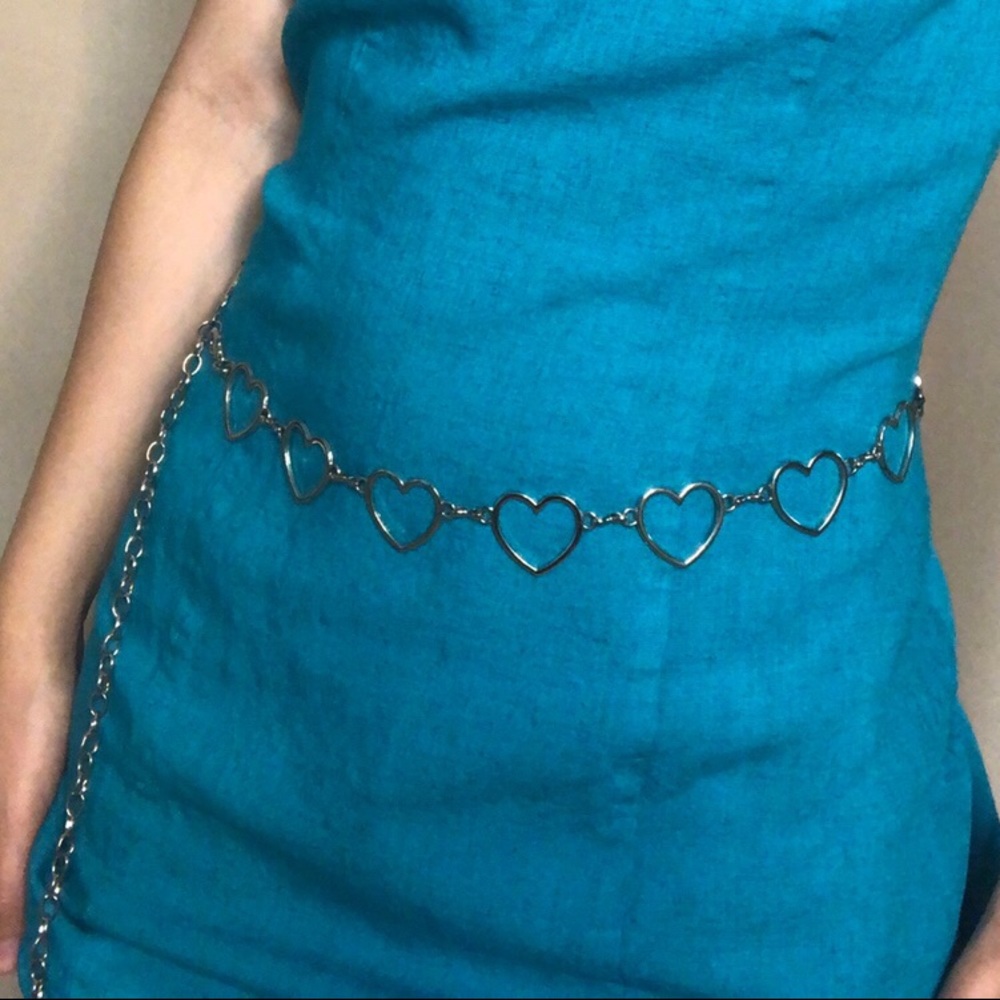 Heart chain belt
